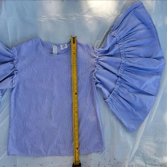 DRA Anthropologie Blue and White Striped Ruffled Tiered Bell Sleeves Top Size S - Picture 3 of 6